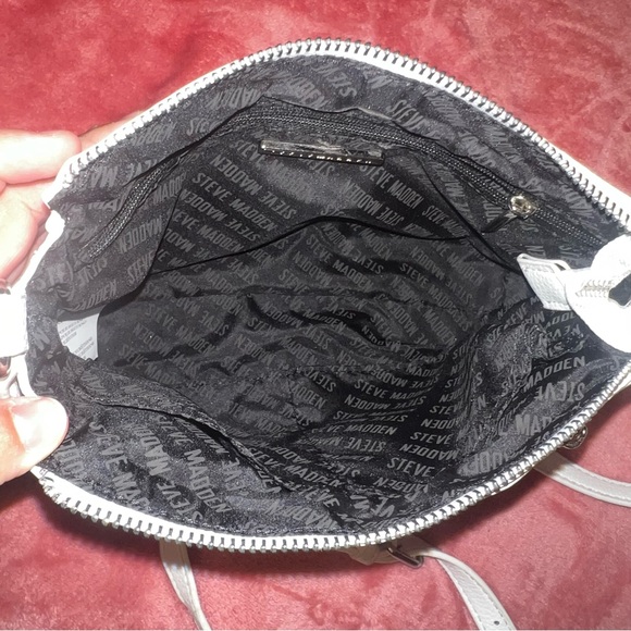 Steve Madden Crossbody - Picture 6 of 7